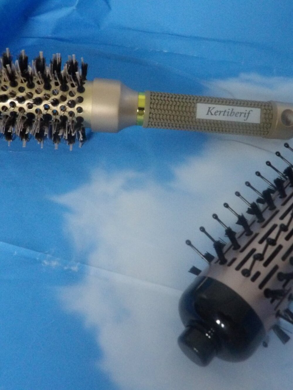 Kertiberif Boar Bristle Hair Brush - 2 inch Barrell - Brown